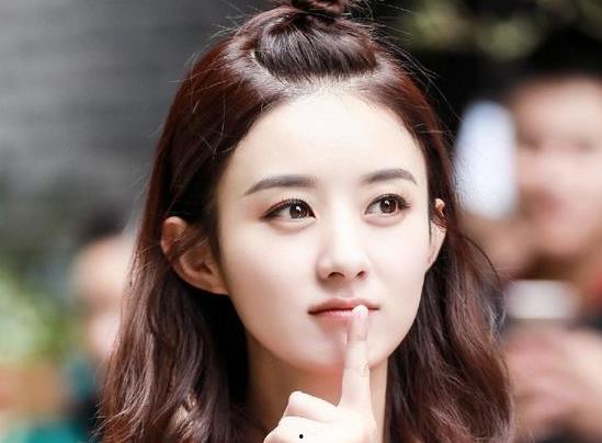 女明星的人气排名,女明星人气排行榜揭晓，谁将问鼎巅峰？